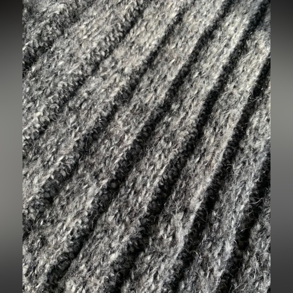 BCBG cardigan L - Picture 6 of 7